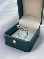 Anillo Infinity Charm