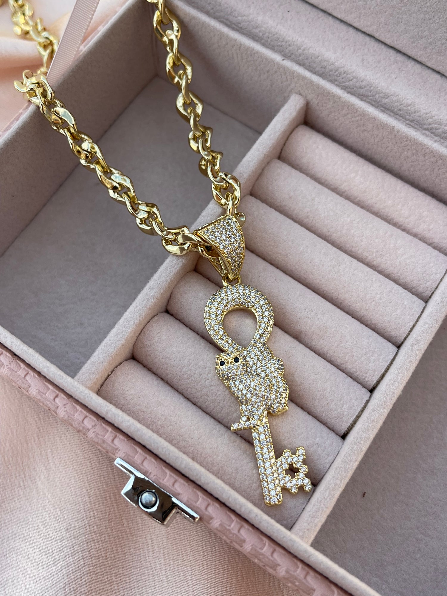 Collar Llave Sabia